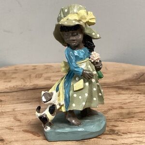 🔵 Cute Young Girl & Her Puppy Statue / Decor - Hard Resin or Stone material